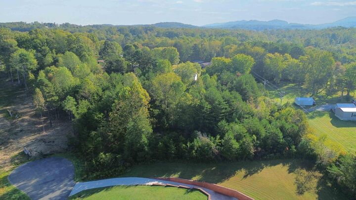 Property Photo:  3 Winwood Trail  KY 40701 