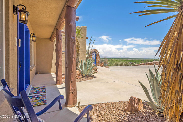 Property Photo:  7301 Raasaf Circle  NM 88005 