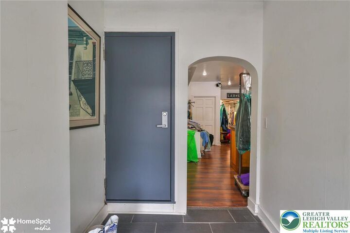 Property Photo:  1210 Turner Street 2  PA 18102 