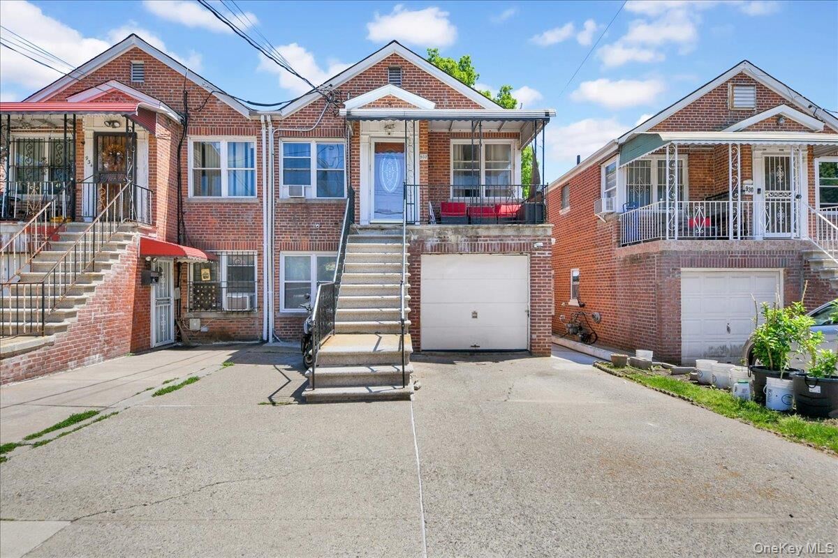 Property Photo:  932 Neill Avenue  NY 10462 