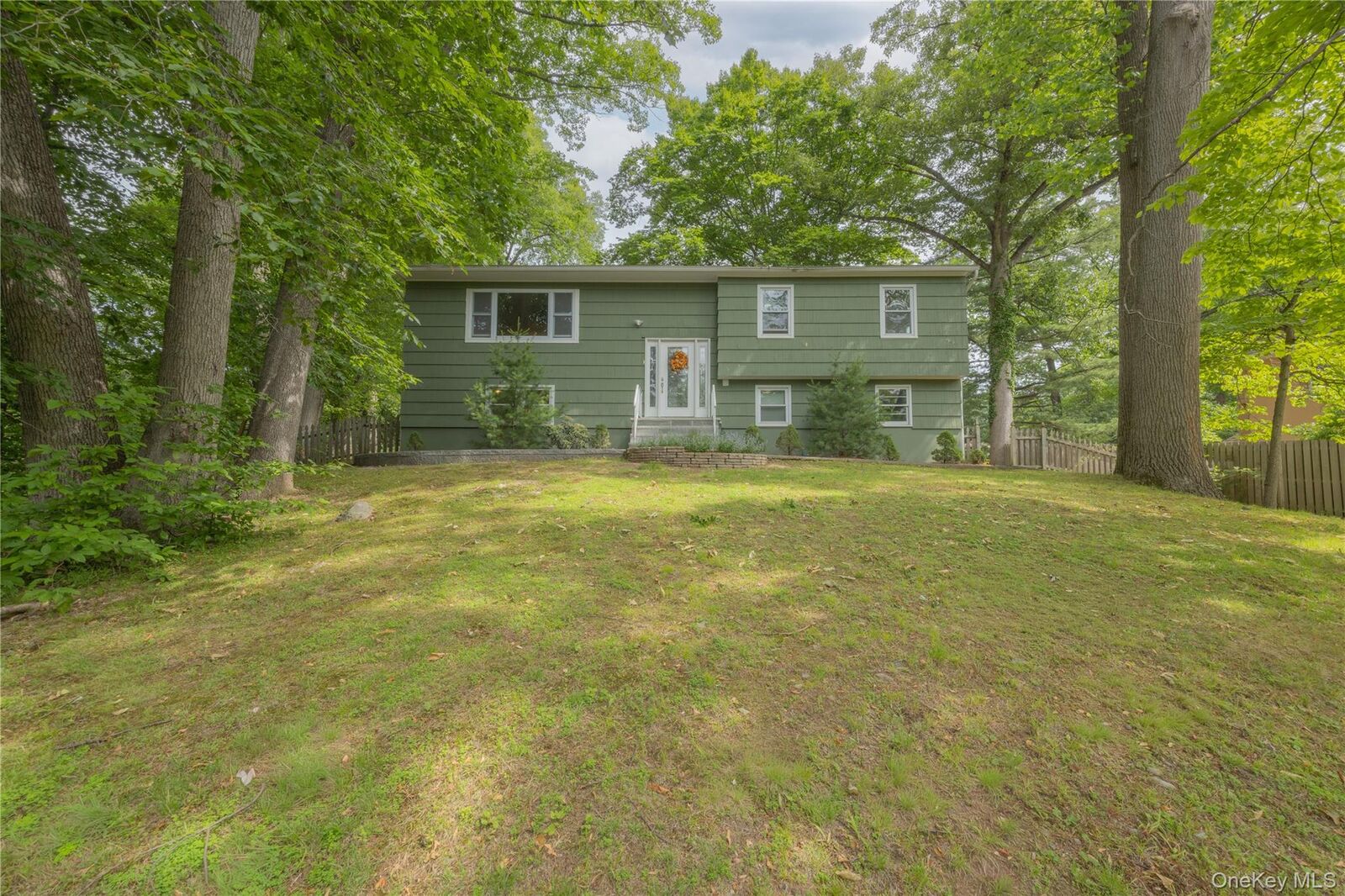 Property Photo:  11 Guterl Terrace  NY 10965 