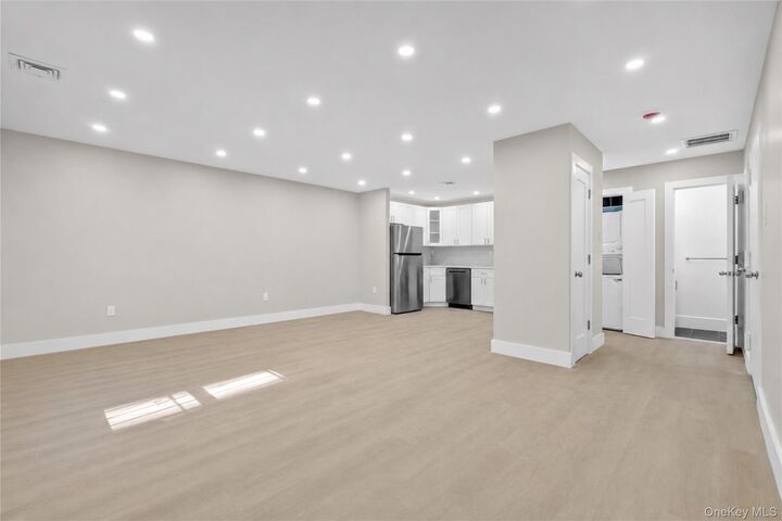Property Photo: 936 Union Avenue C NY 10459