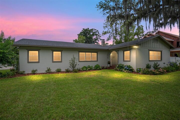 Property Photo:  2036 SE 8th Street  FL 34471 