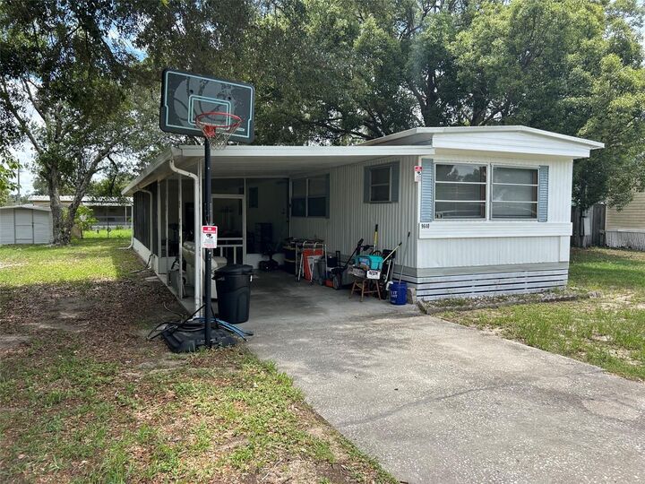 Property Photo:  16716 SE 101st Court Road  FL 34491 
