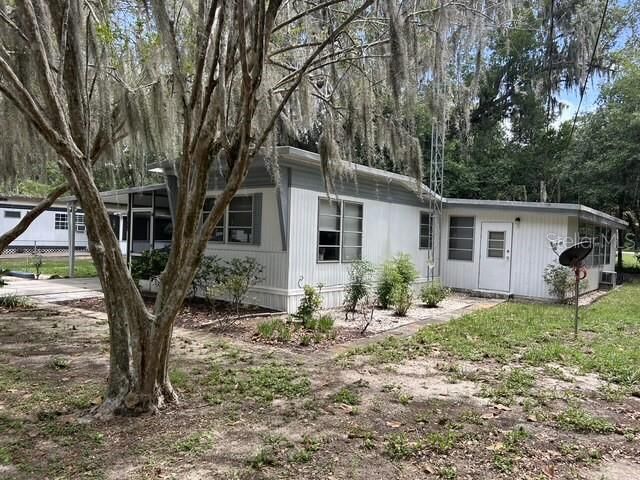 Property Photo: 16716 SE 101st Court Road FL 34491