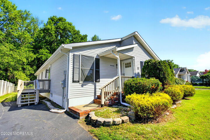 Property Photo:  17 Brookview Lane  NJ 07726 