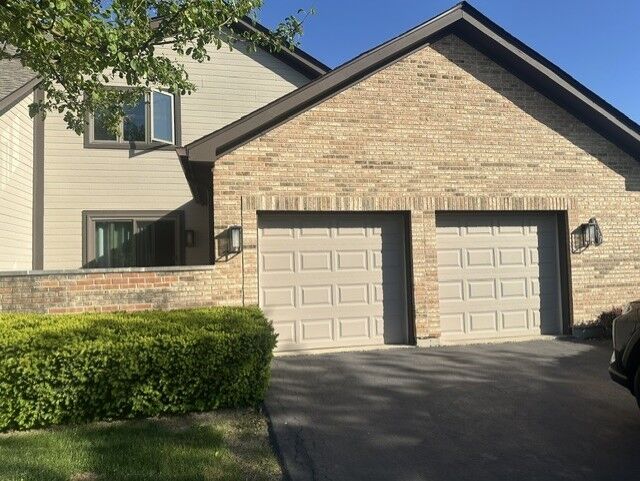 Property Photo: 1767 Pebble Beach Drive IL 60169