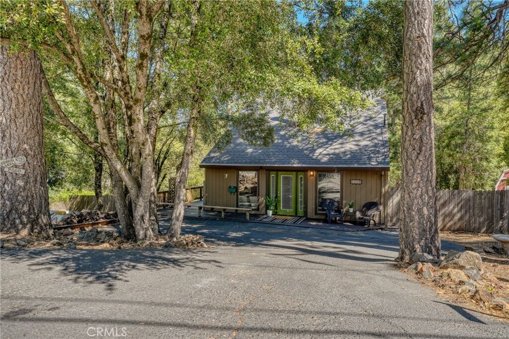 Property Photo:  9260 Hoberg Drive E  CA 95426 