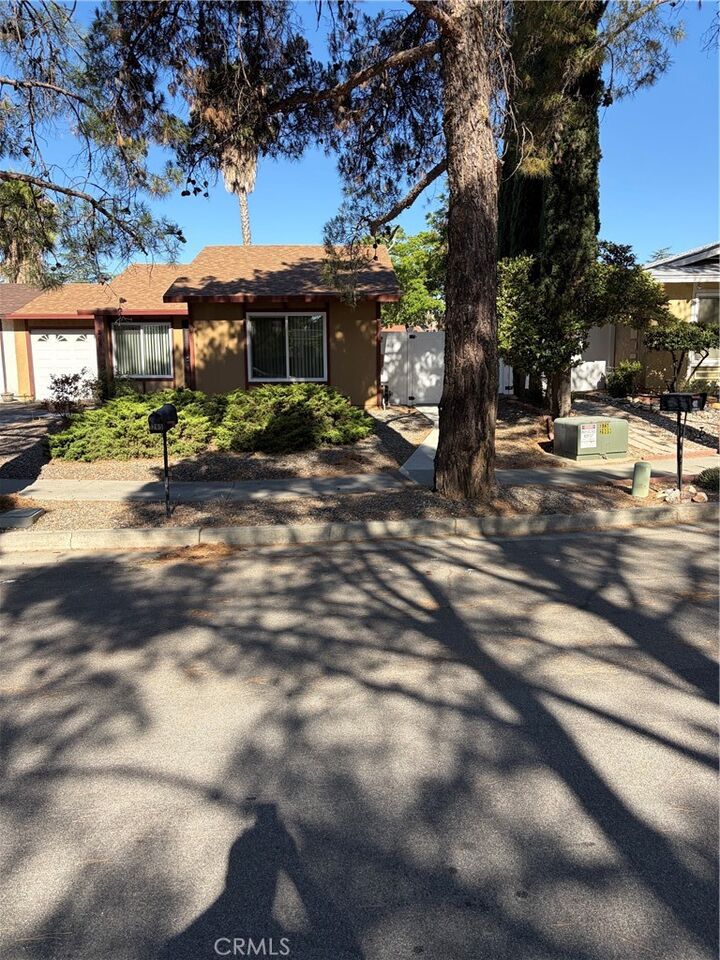 Property Photo:  265 Dawn  CA 92220 