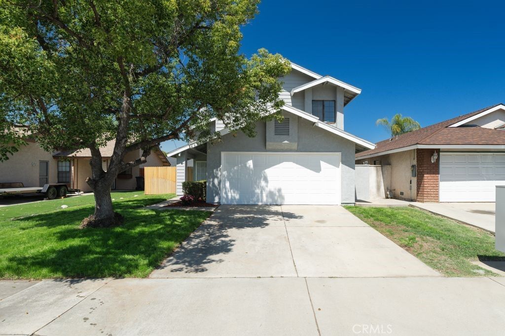 Property Photo:  13625 Black Elm Court  CA 92553 