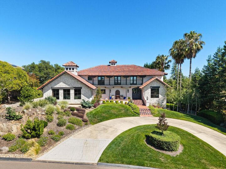Property Photo:  8950 Vista De Lago Court  CA 95746 
