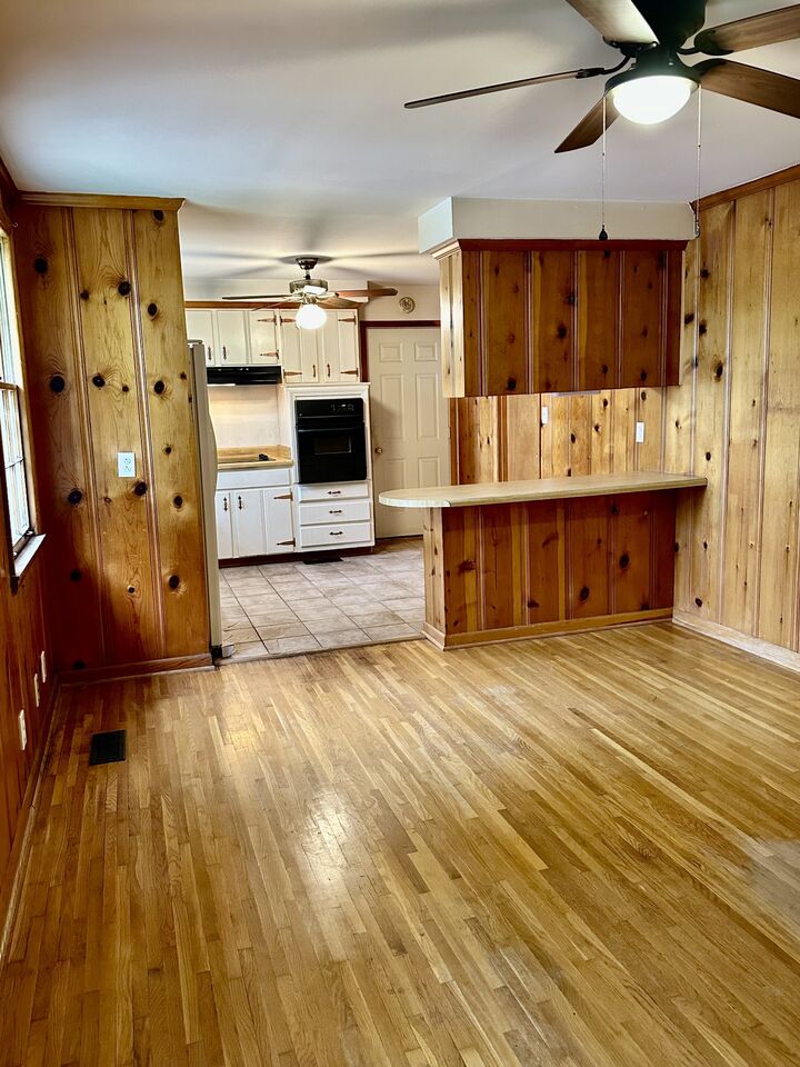 Property Photo: 5023 Collinwood Dr TN 37042