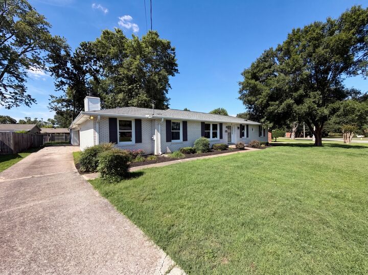 Property Photo:  115 Paxton Dr  TN 37075 