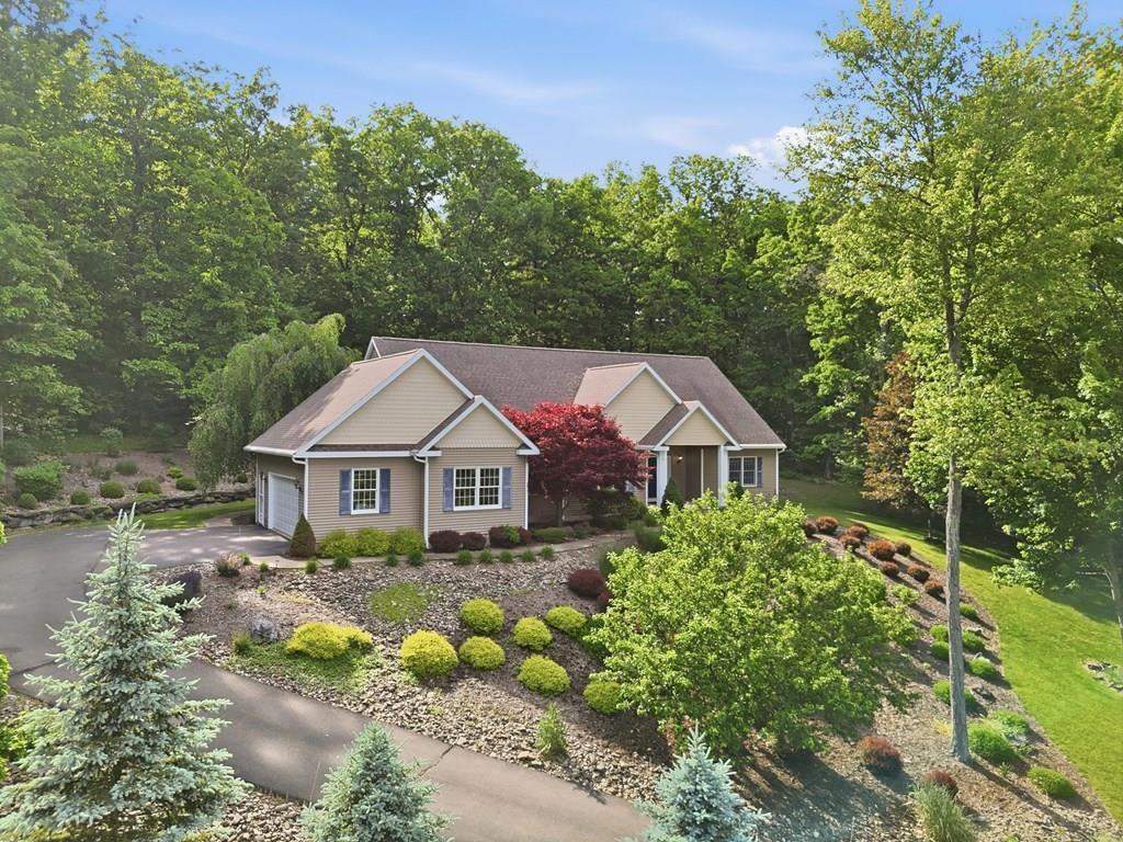 Property Photo:  61 Sullivan Dr  PA 18840 