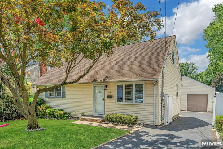 Property Photo:  451 Chestnut Street  NJ 07110 