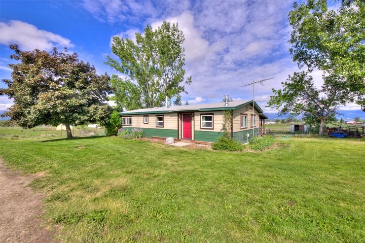 Property Photo:  1327 Honey House Lane  MT 59828 