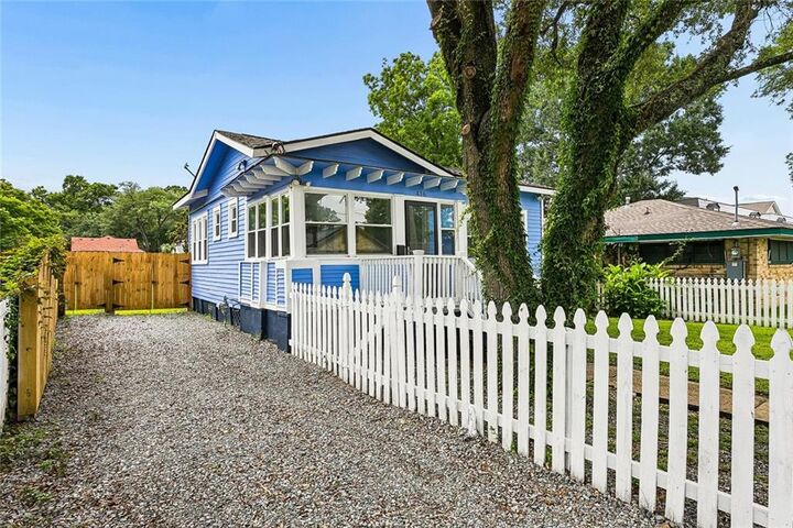 Property Photo:  416 Deckbar Avenue  LA 70121 