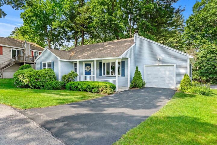 Property Photo: 10 Jamaica Lane NH 03063