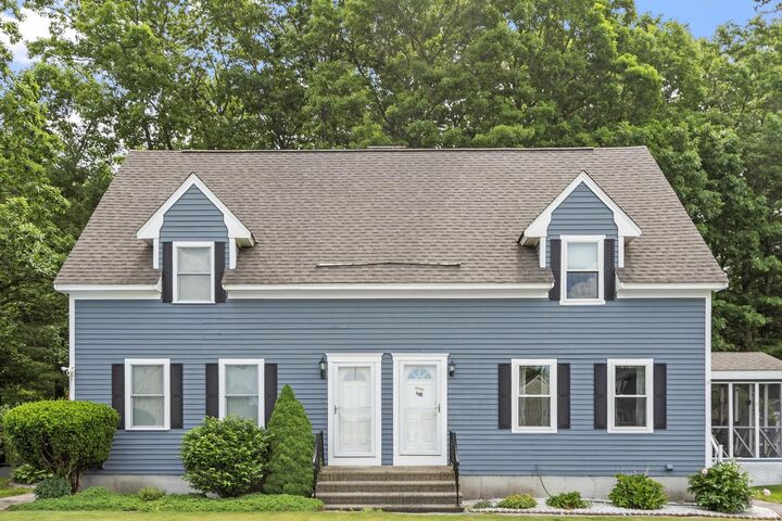 Property Photo:  31 Tigertail Circle  NH 03038 