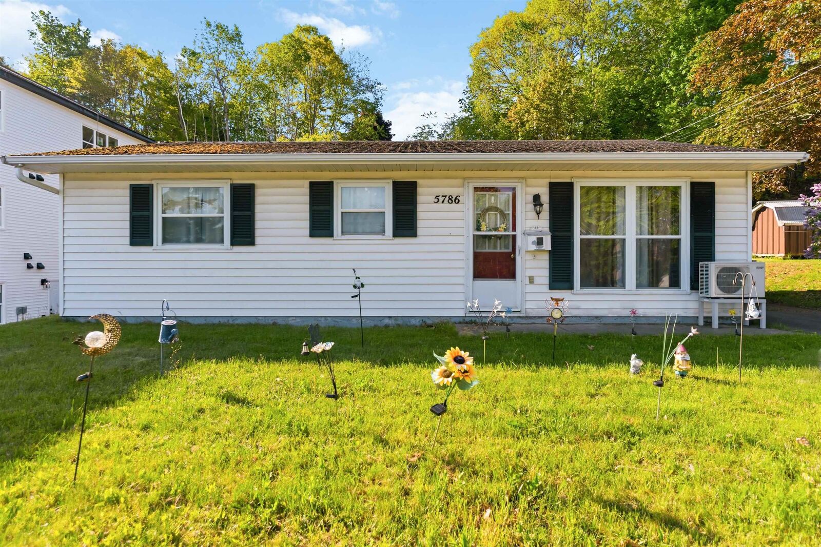 Property Photo: 5786 Prospect Road NS B4N 3K4