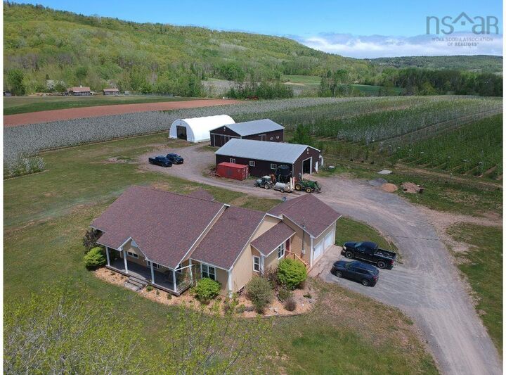 Property Photo:  1124 Steadman Road  NS B0P 1J0 