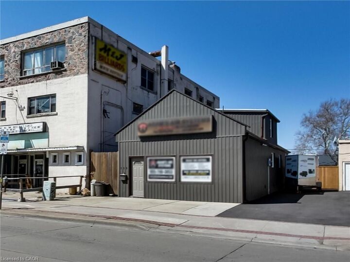 Property Photo: 229 Parkdale Avenue N ON L8H 5X4