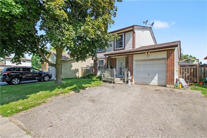 Property Photo:  17 Hallmark Street  ON N3P 1A6 
