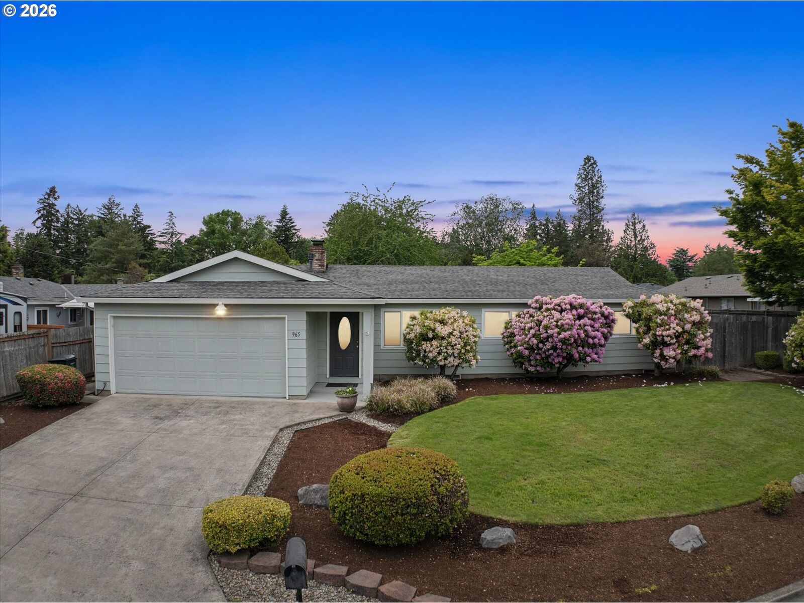Property Photo:  965 SW Tropicana Ave  OR 97005 
