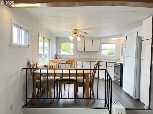 Property Photo: 4424 SE Roethe Rd 42 OR 97267