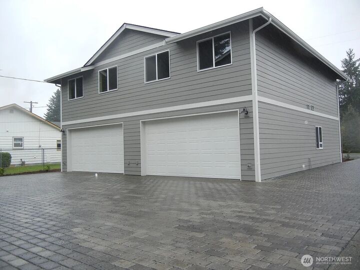 Property Photo:  1214  Hall Street SE A&B  WA 98503 