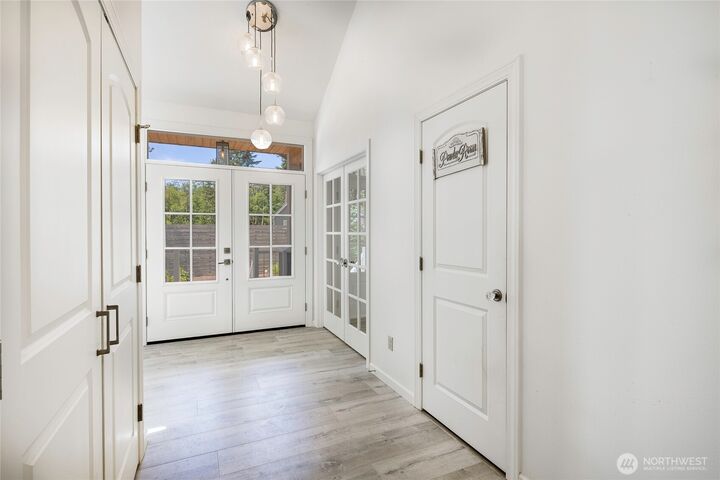 Property Photo: 9626 W 34th Crest WA 98230