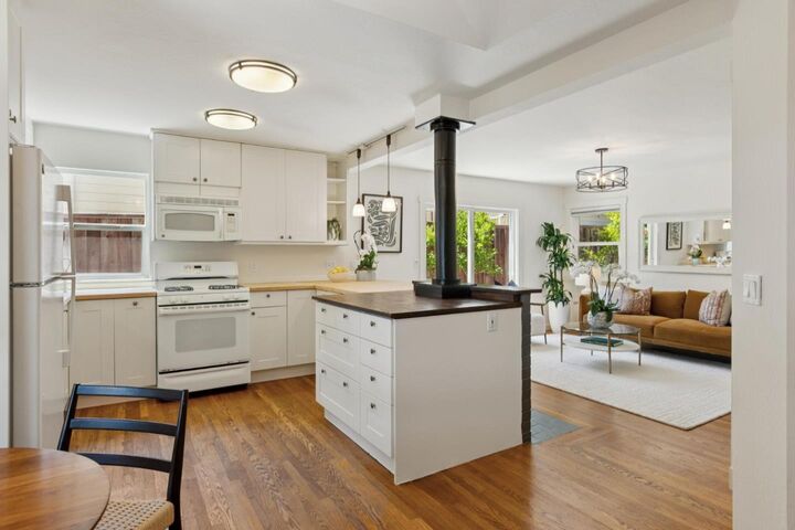 Property Photo: 740 Roble Avenue CA 94025