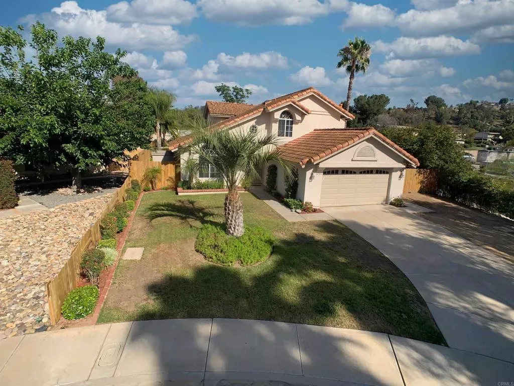 Property Photo:  12702 Los Coches Ct.  CA 92040 