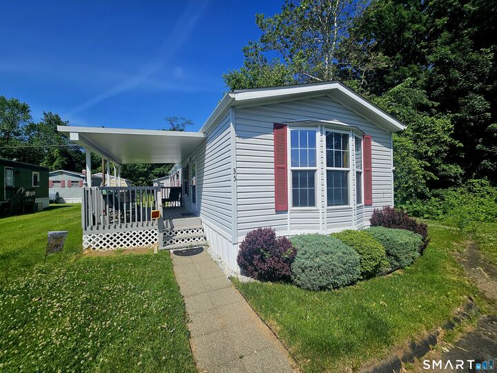 Property Photo: 35 Grove Street CT 06088