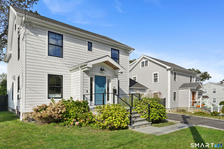 Property Photo:  43 Crystal Street  CT 06840 
