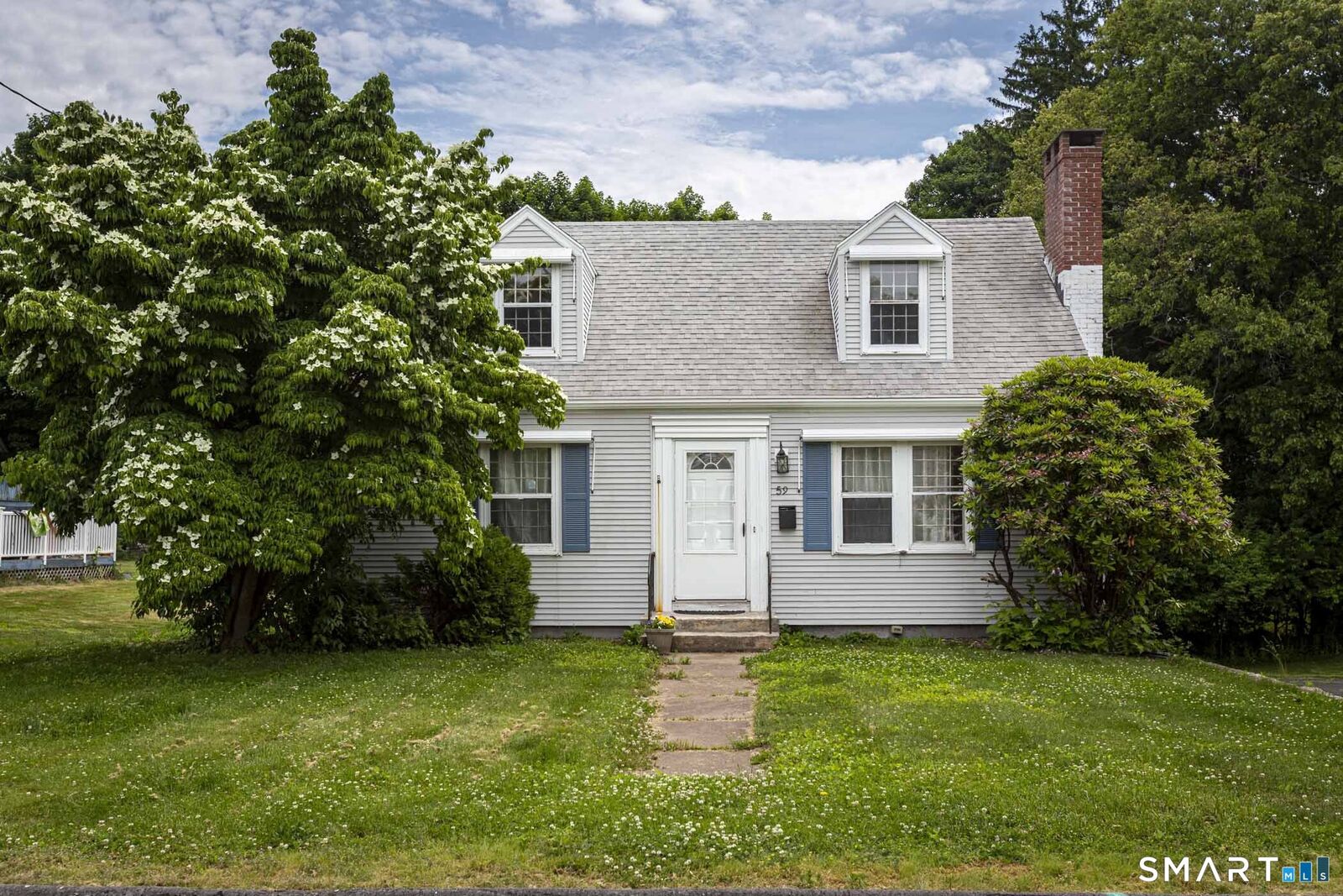 Property Photo: 59 Glenwood Street CT 06040