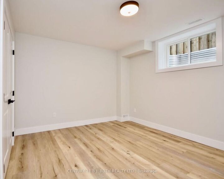 Property Photo: 4 Centre Street ON L4N 3L4