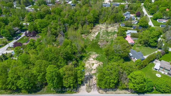 Property Photo:  219 Lake Range Drive Part 1  ON N2Z 2X3 