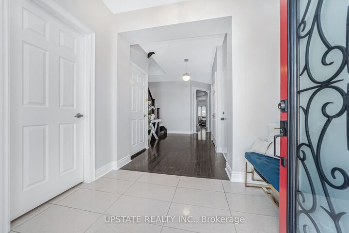 5 Dillon Drive — photo 1