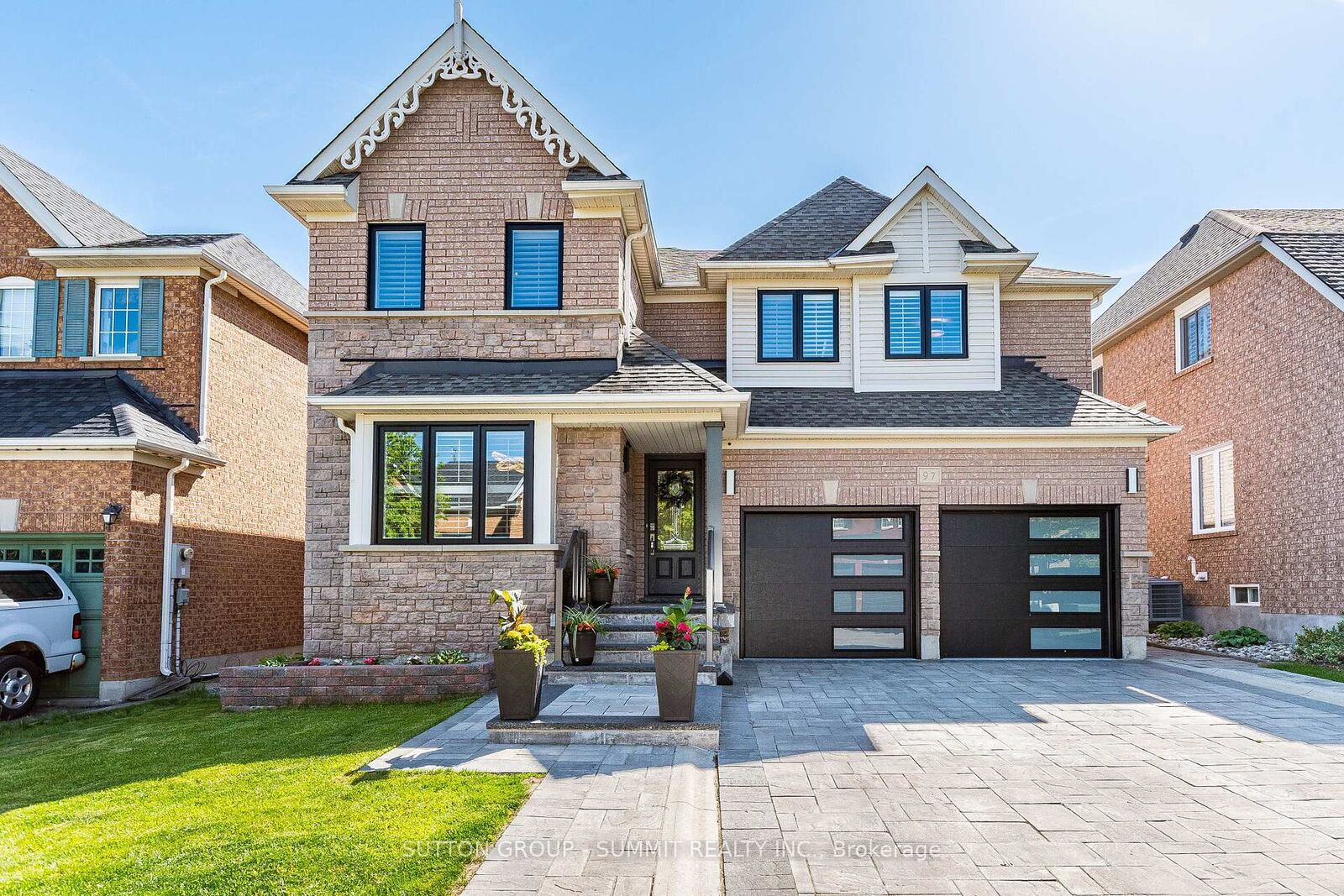 Property Photo: 97 Grist Mill Drive ON L7G 6B7