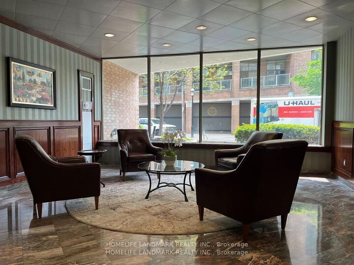 Property Photo: 1055 Bay Street 1401 ON M5S 3A3