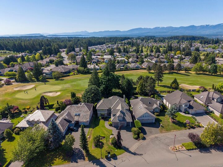 Property Photo: 3331 Royal Vista Way BC V9N 9X6