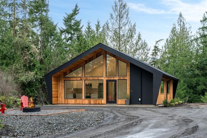 Property Photo: 2470 Carpenter Rd BC V9Z 0R1