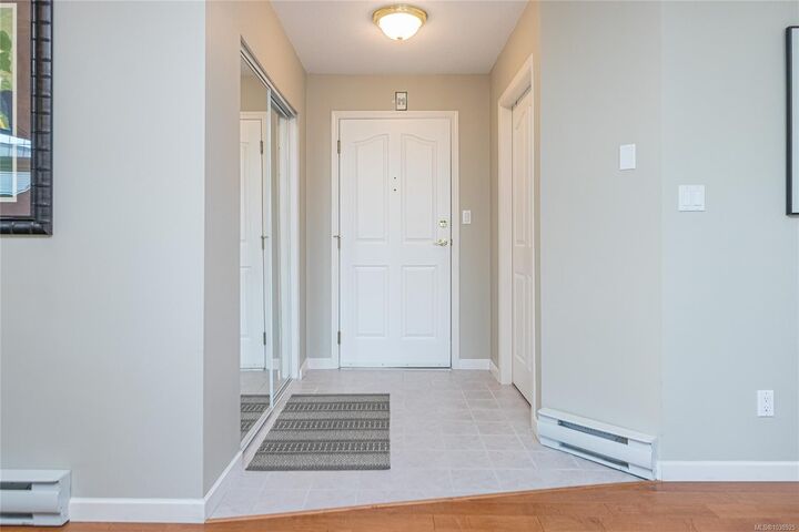 Property Photo: 245 First St #305 BC V9L 1R3