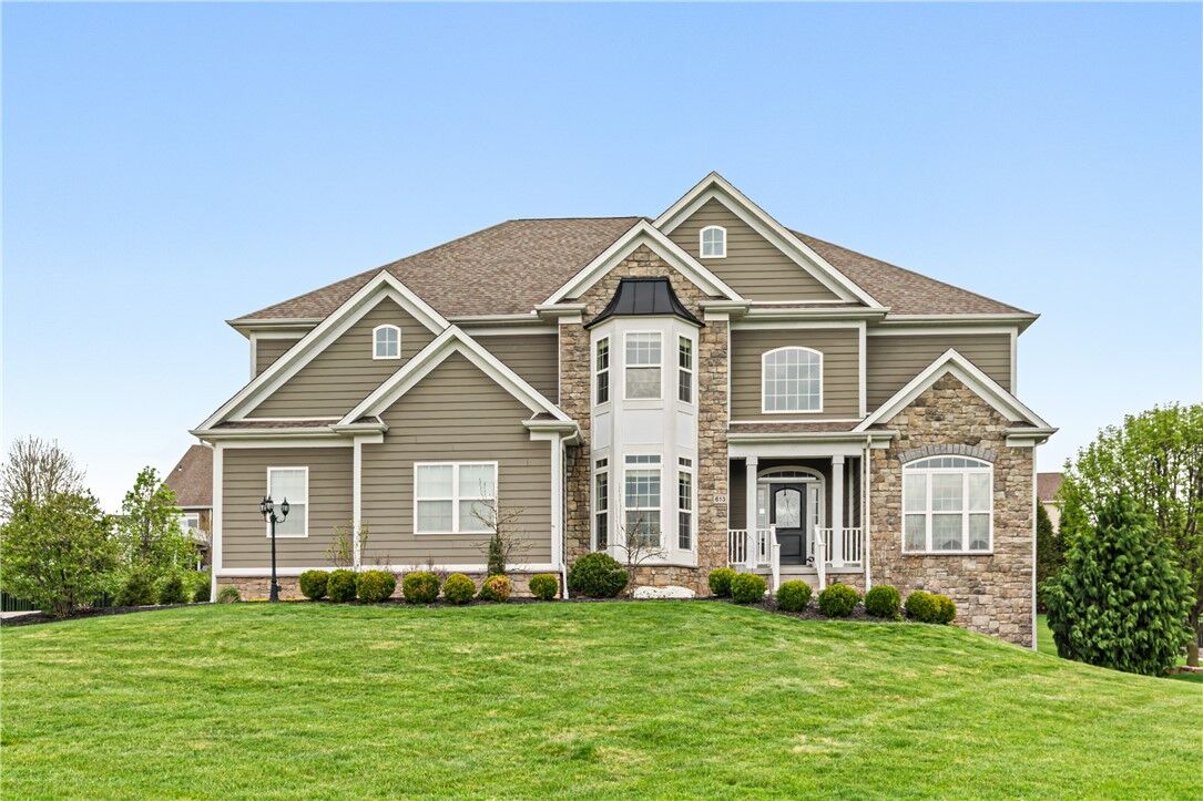Property Photo:  613 Raleigh Dr  PA 15601 