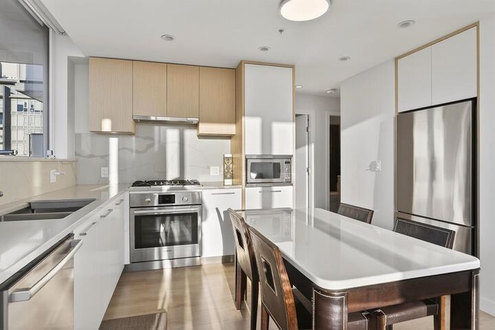 Property Photo: 567 Clarke Road 1609 BC V3J 0K7