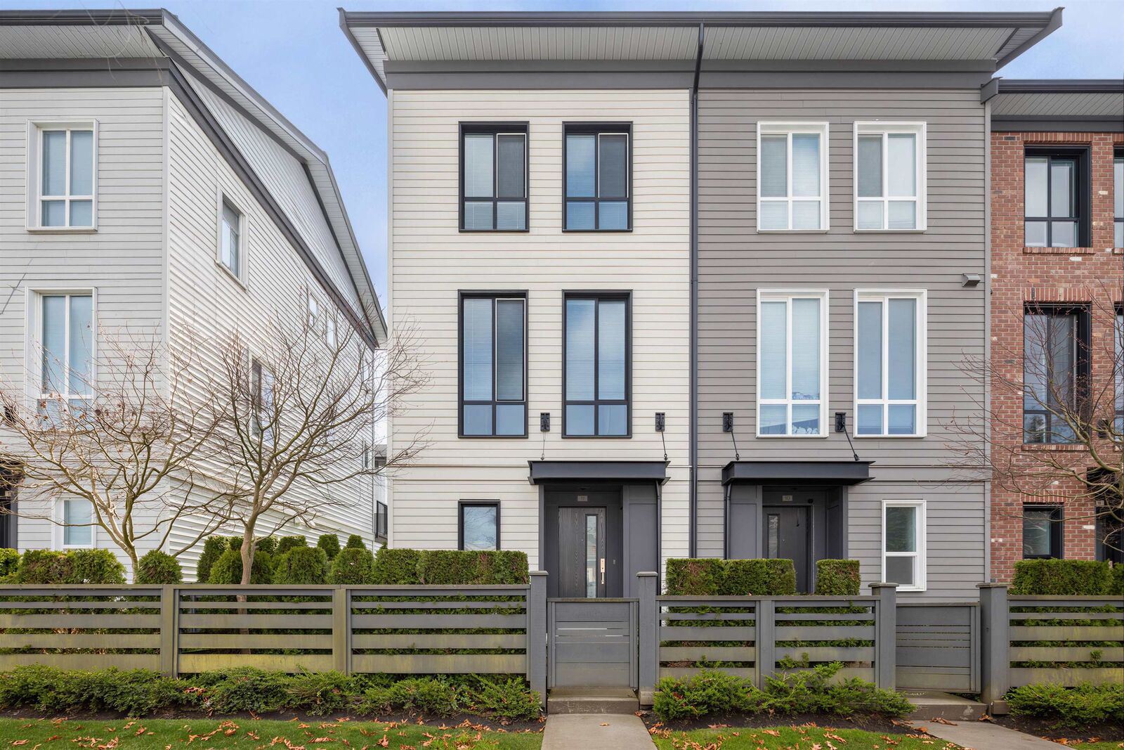 Property Photo: 15938 27 Avenue 11 BC V3Z 0T2