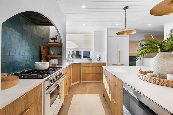 Property Photo: 184 Turtlehead Road BC V3H 4P1