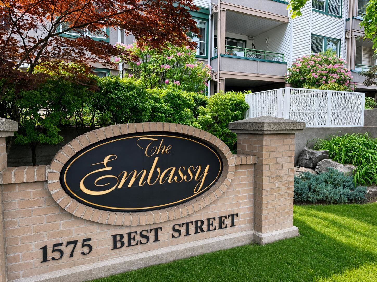 Property Photo:  1575 Best Street 312  BC V4B 5K1 
