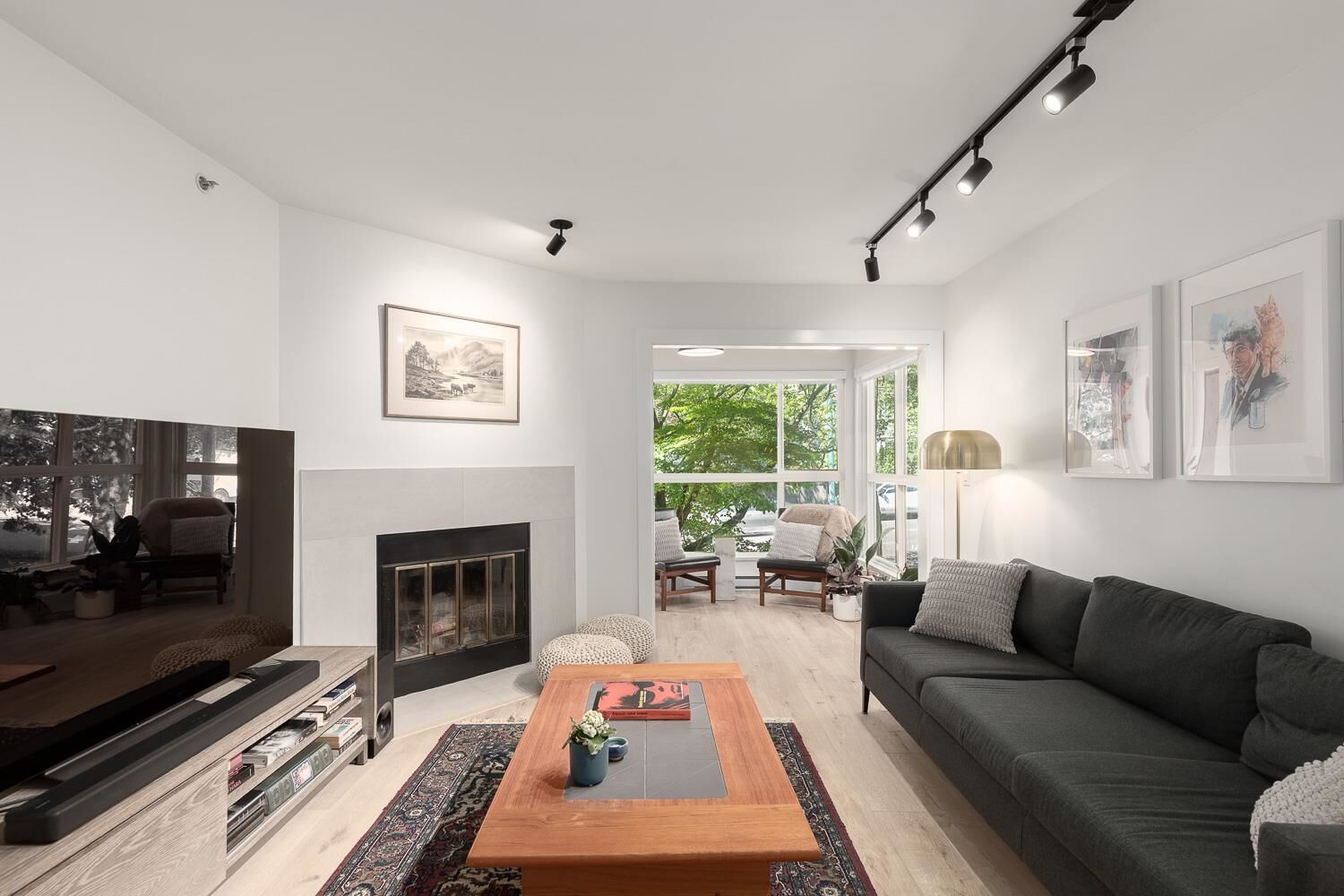 Property Photo:  2272 Dundas Street 203  BC V5L 1J8 
